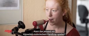 Mädchen bedient Mundmaus